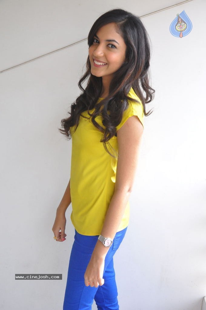 Ritu Varma Gallery - 42 / 68 photos