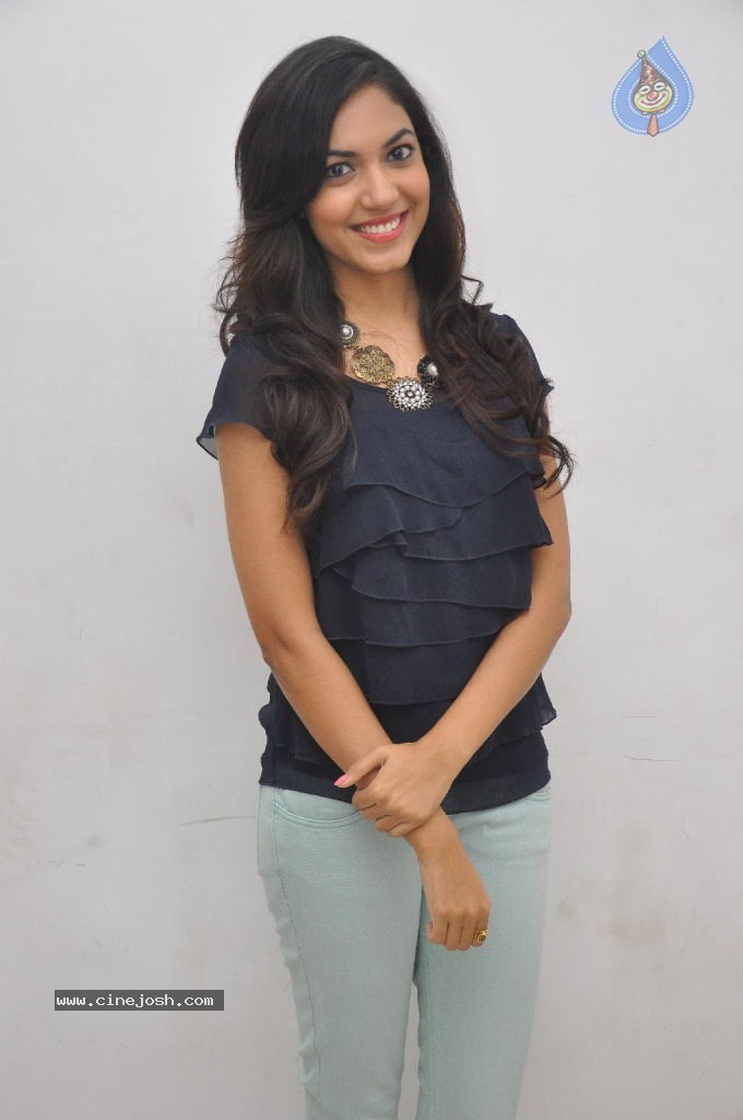 Ritu Varma Pics - 32 / 44 photos