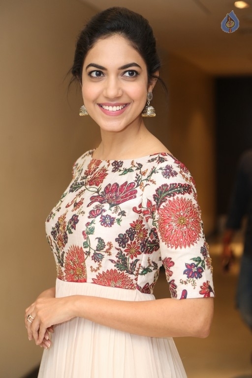 Ritu Varma New Pics - 28 / 34 photos