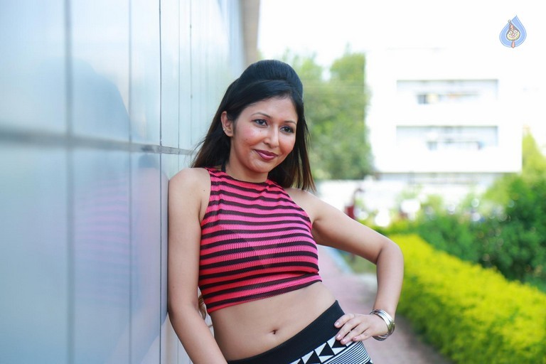 Ritya New Photos - 15 / 35 photos