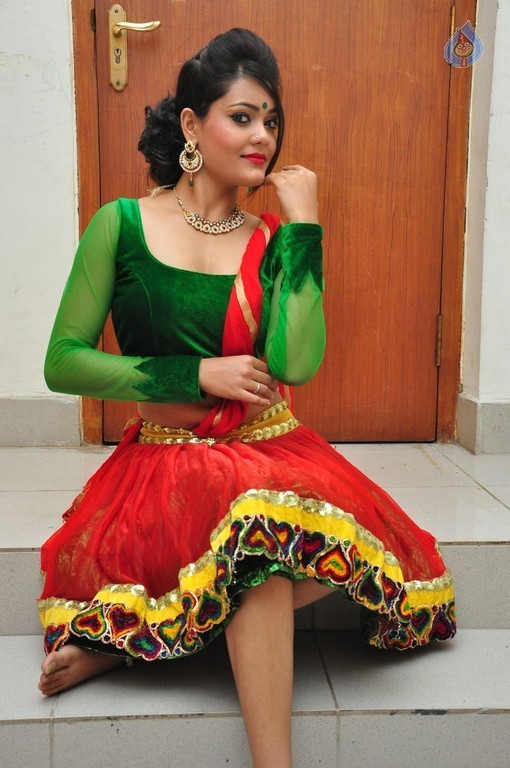 Riya New Images - 37 / 37 photos