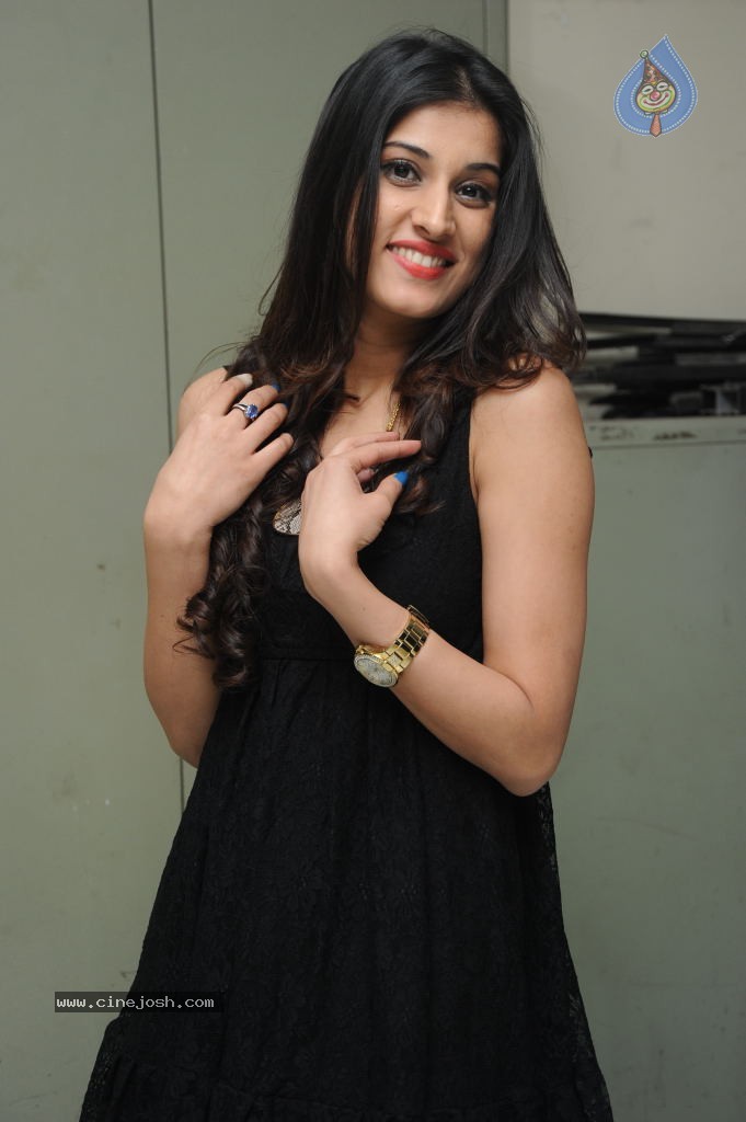 Krithika Stills - 1 / 101 photos