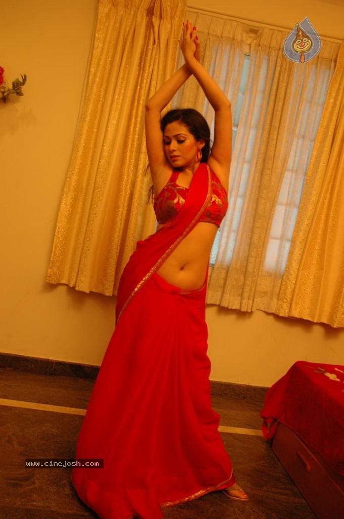 Telugu Actress Sada Xvideos - Sada Hot Photos (67 photos) page 3 | Photos Gallery