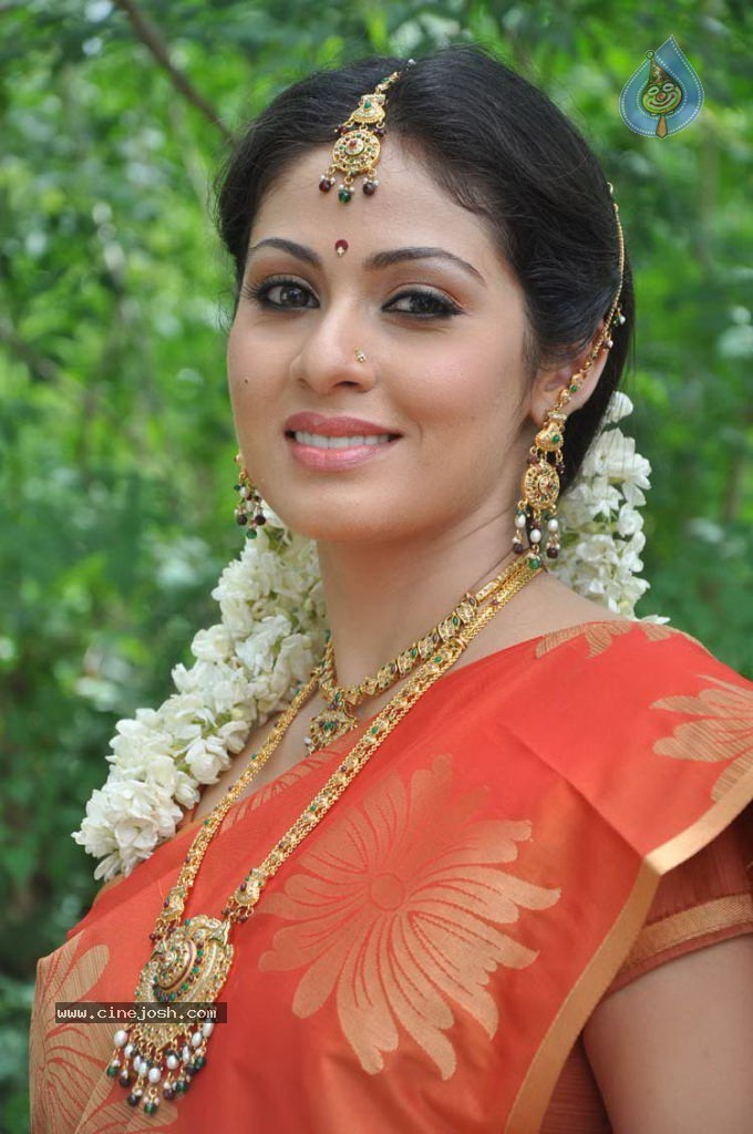 Sada Latest Stills - Photo 57 of 63