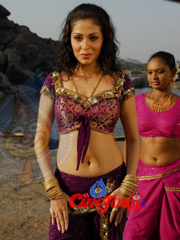 Sadha - 8 / 44 photos