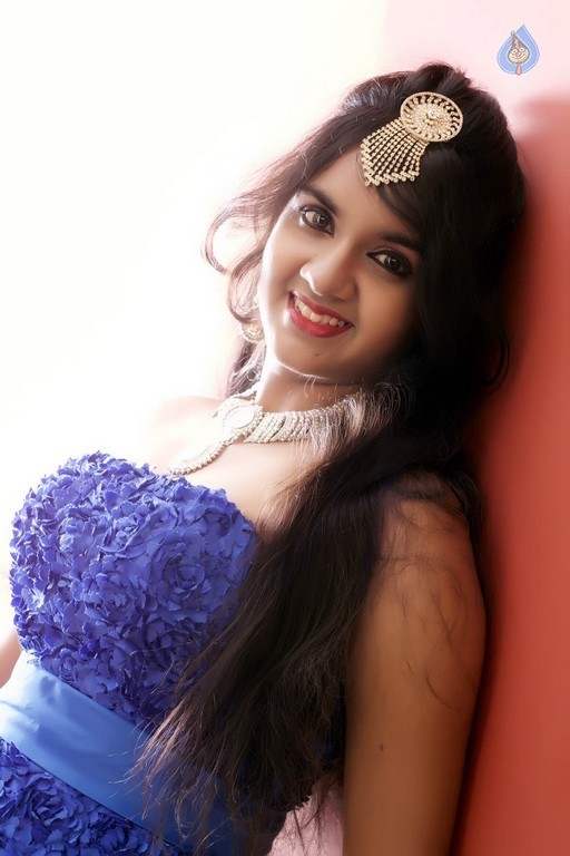 Sahana Latest Photos - 2 / 12 photos