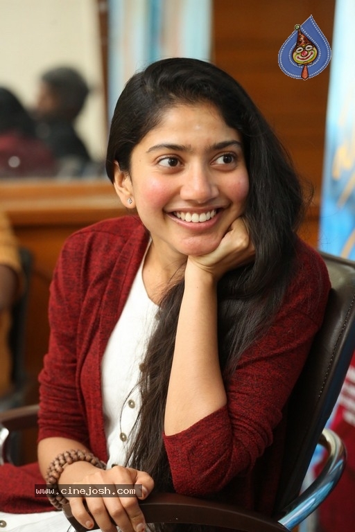 Sai Pallavi Interview Photos - 7 / 18 photos