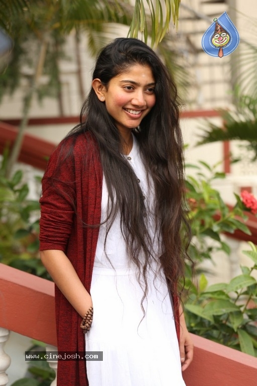 Sai Pallavi Interview Photos - 14 / 18 photos