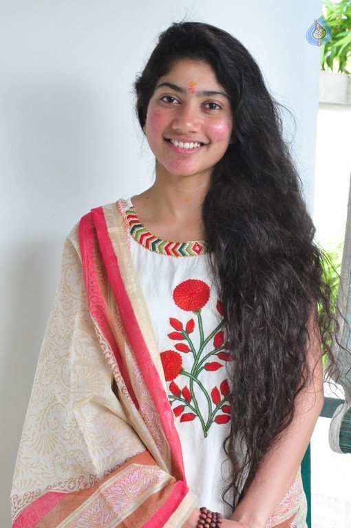 Sai Pallavi Photos - 18 / 20 photos