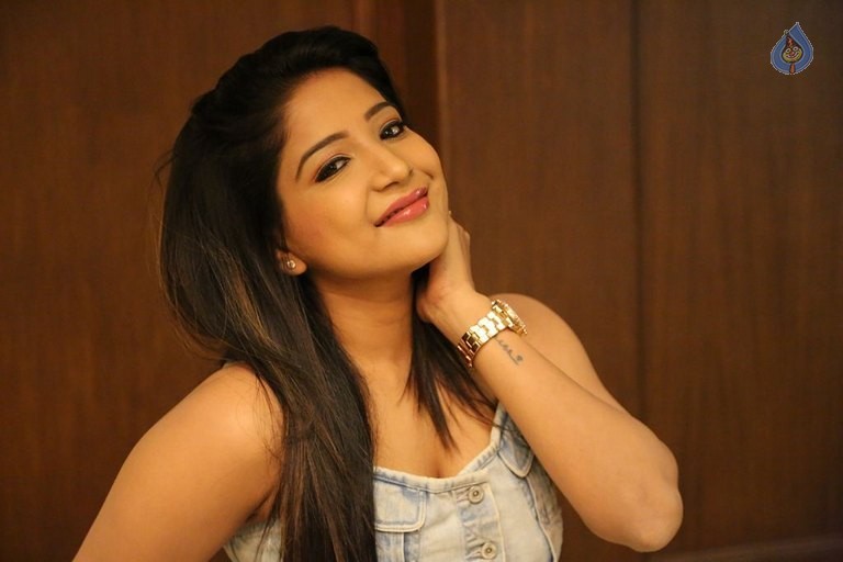 Sakshi Agarwal Photos - 1 / 20 photos