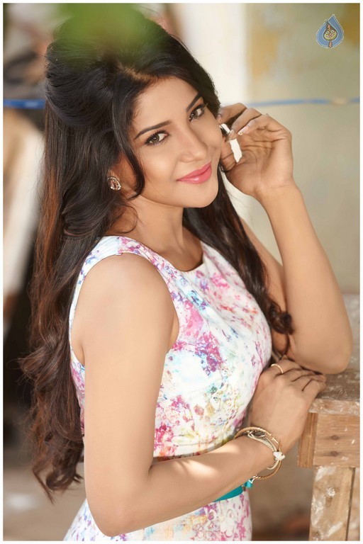 Sakshi Agarwal Photos - 7 / 24 photos