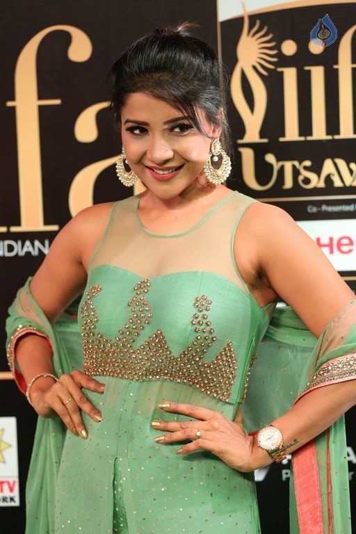 Sakshi Agarwal Pics - 56 / 56 photos