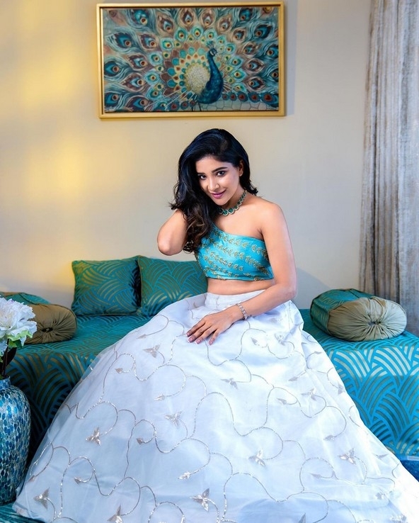 Sakshi Agarwal Stills - 6 / 11 photos