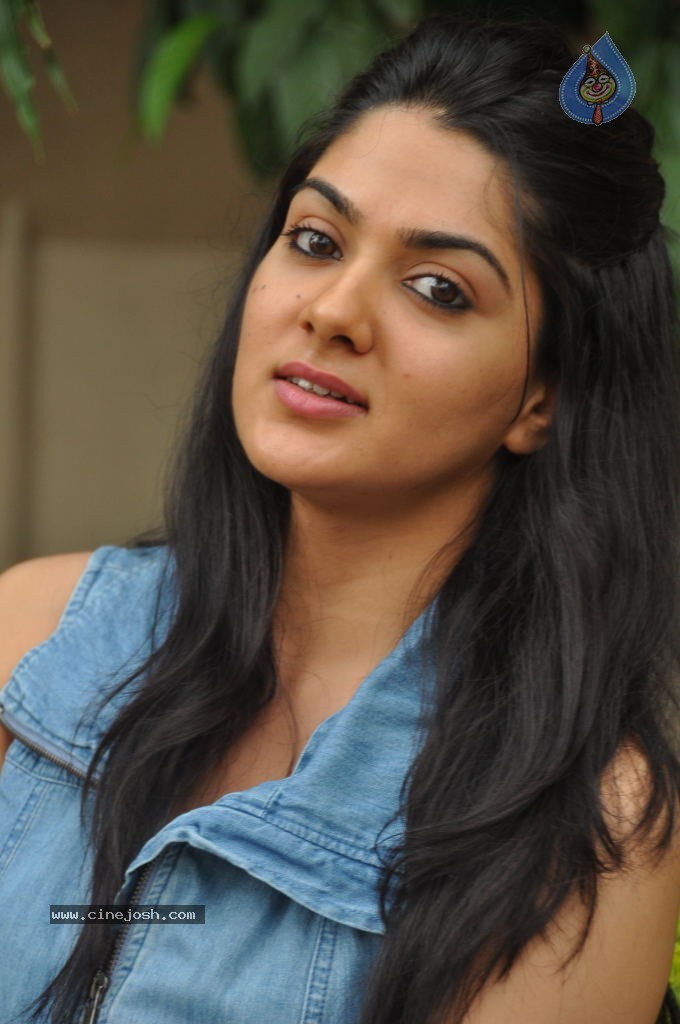 Sakshi Choudary Stills - 6 / 141 photos