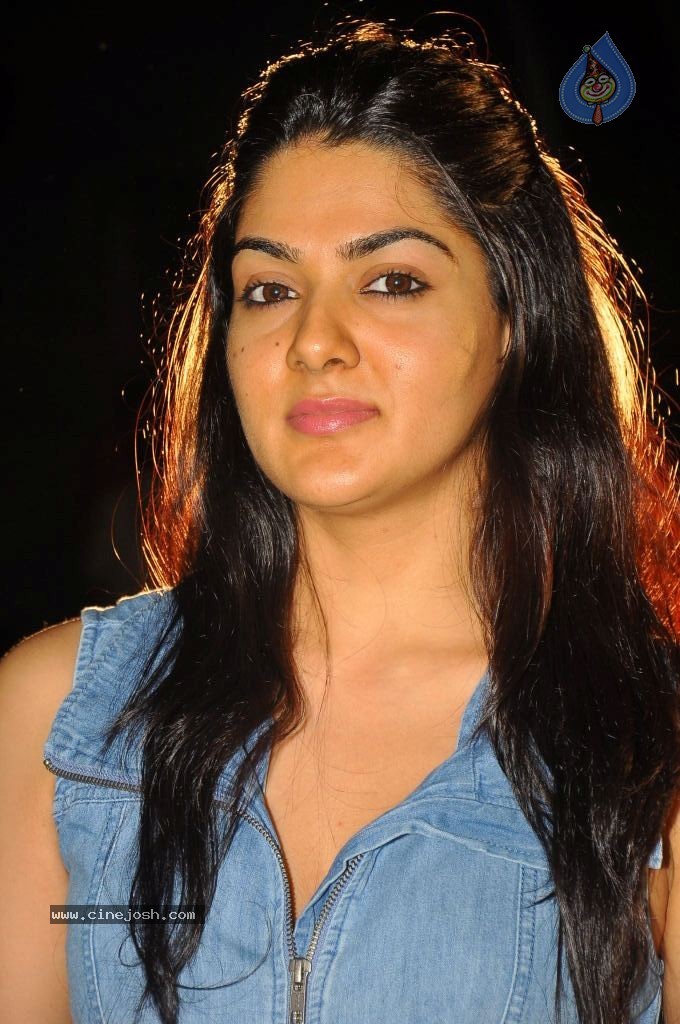 Sakshi Choudary Stills - 15 / 141 photos