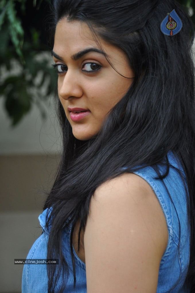 Sakshi Choudary Stills - 82 / 141 photos