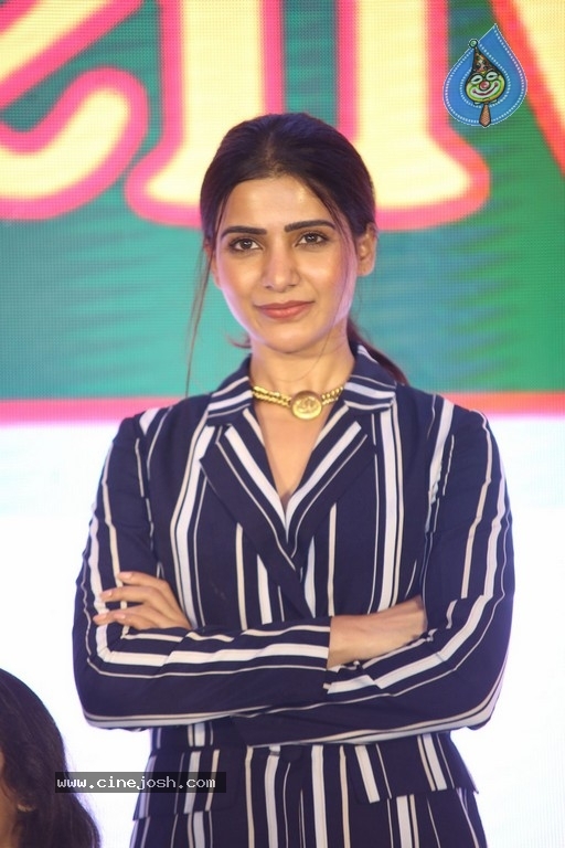 Samantha Akkineni Stills - 8 / 14 photos