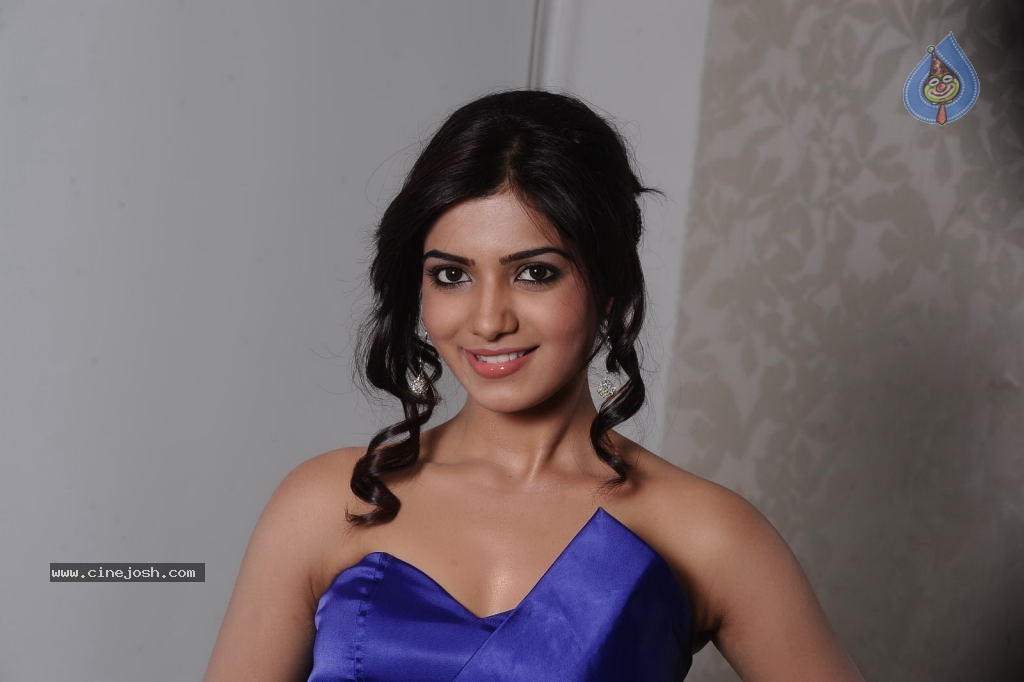 Samantha Gallery - 47 / 95 photos