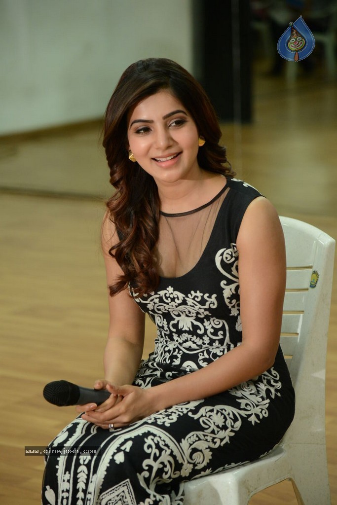 Samantha Interview Stills - 26 / 352 photos