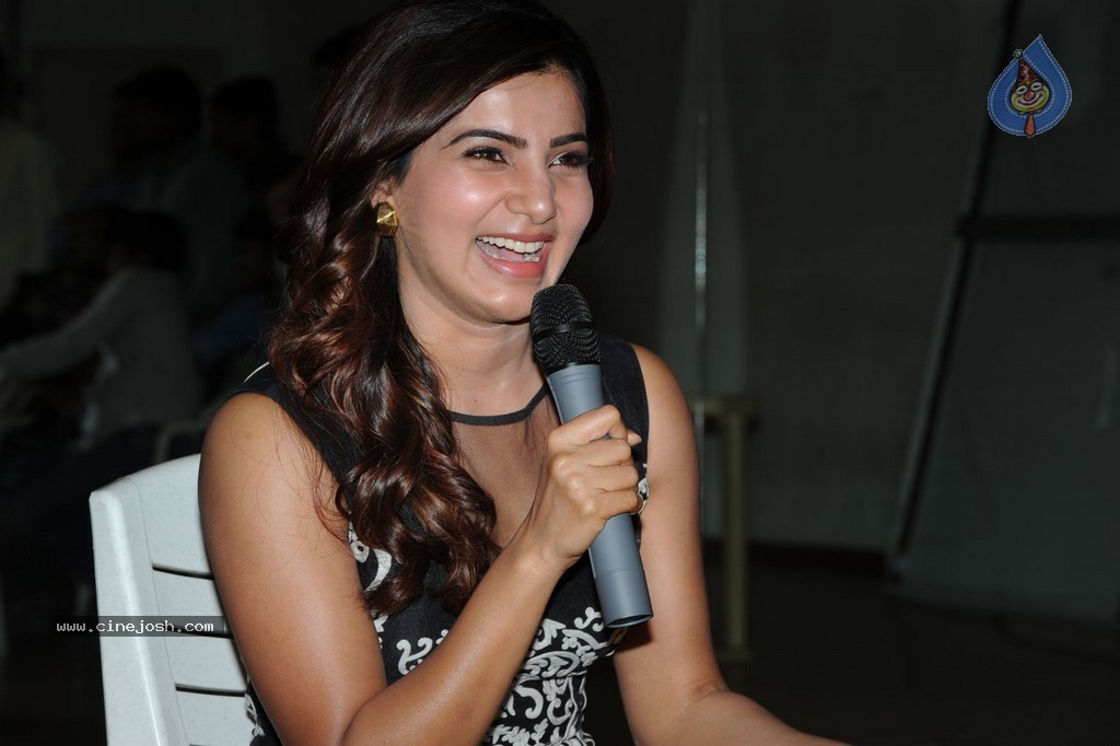 Samantha Interview Stills - 155 / 352 photos