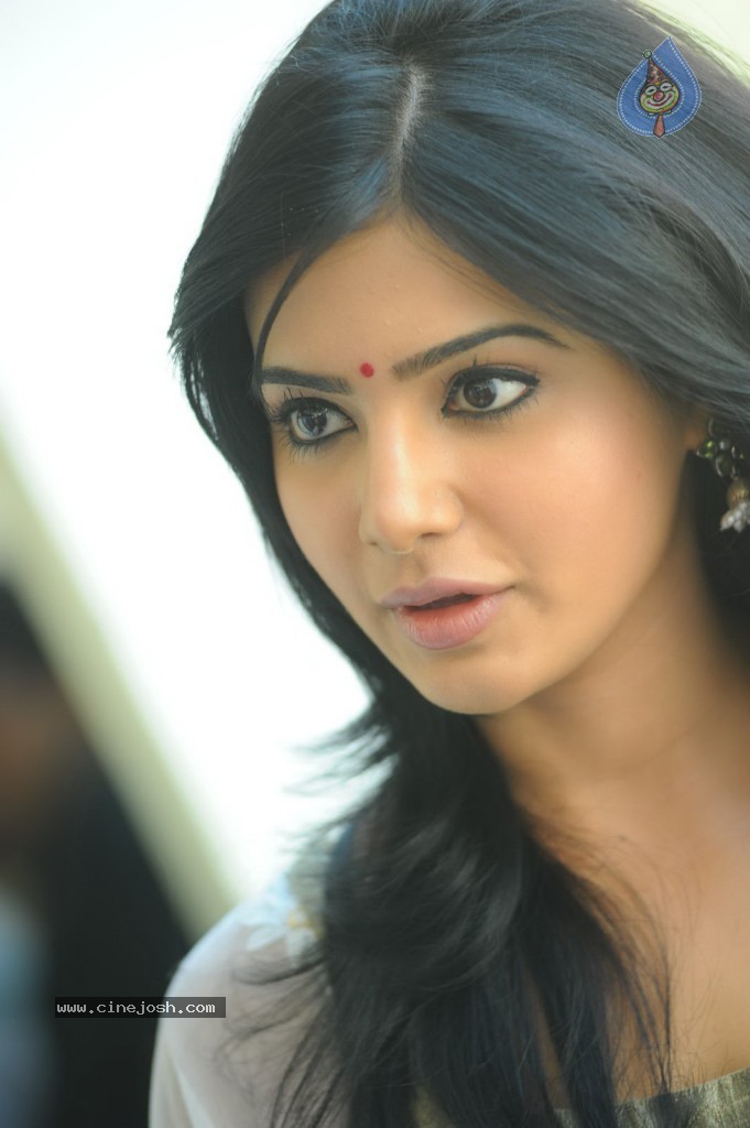 Samantha Latest Gallery - 96 / 119 photos