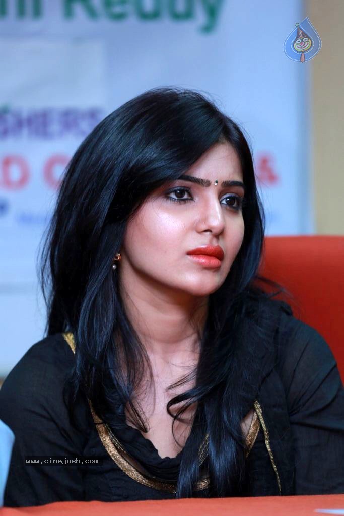 Samantha Latest Stills - 40 / 85 photos