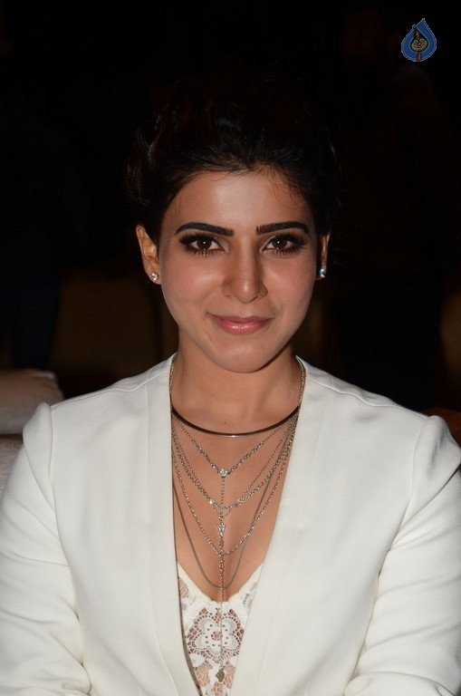 Samantha New Photos - 34 / 55 photos