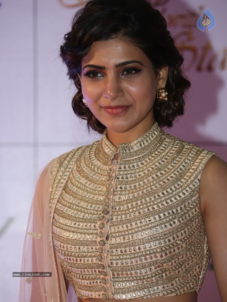 Samantha New Photos - 15 / 41 photos