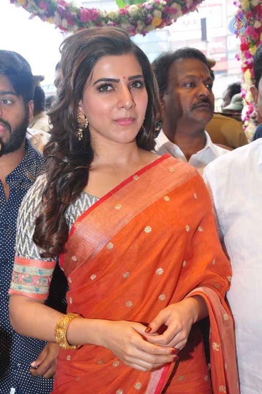 Samantha Pics - 28 / 35 photos