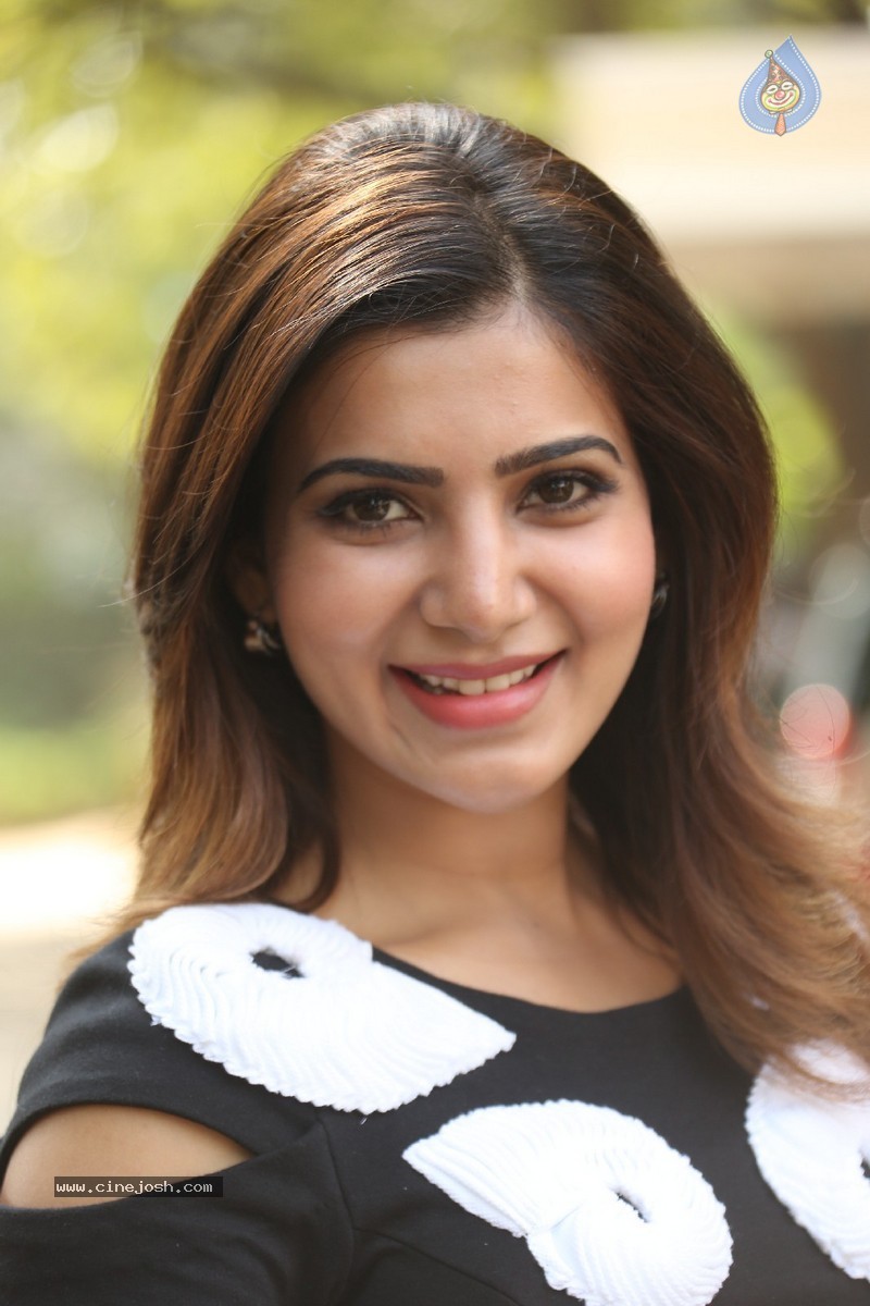 Samantha Stills - 23 / 132 photos