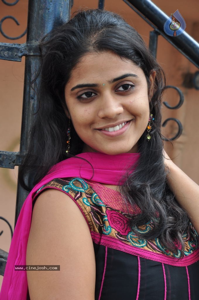 Samatha New Photos - 35 / 87 photos