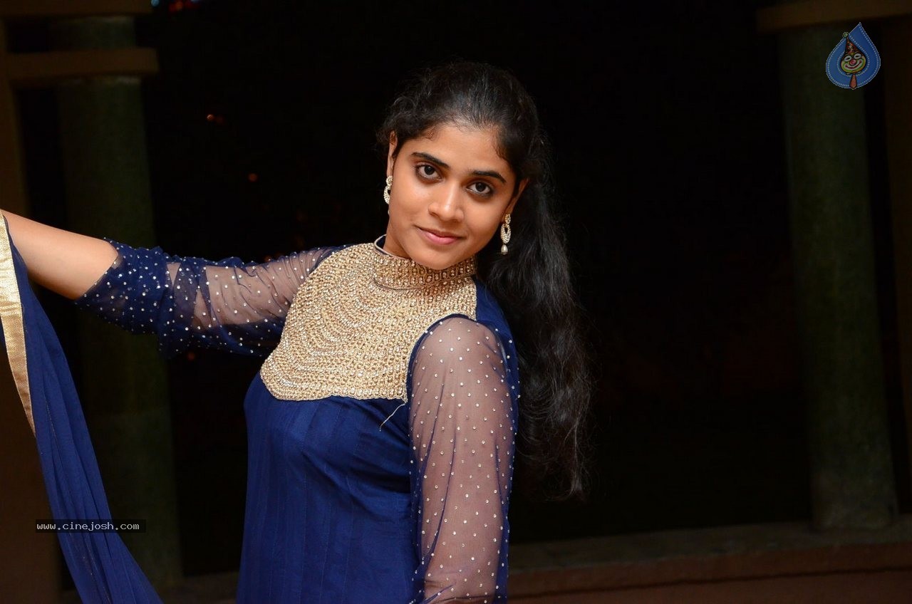 Samatha New Photos - 36 / 44 photos