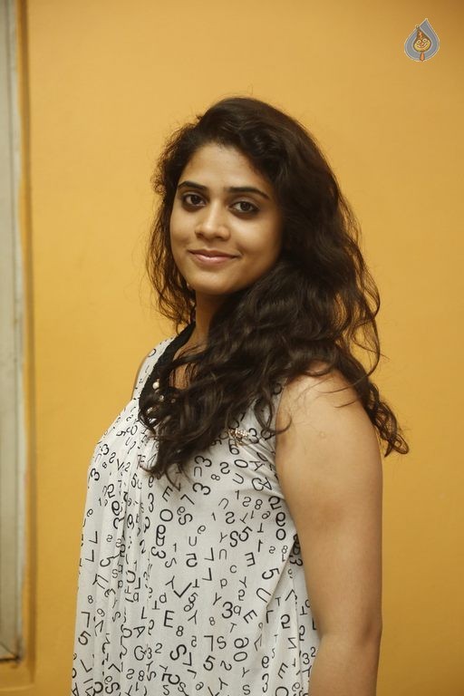 Samatha New Photos - 11 / 33 photos