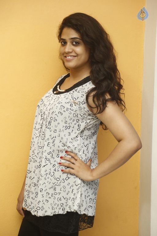 Samatha New Photos - 13 / 33 photos