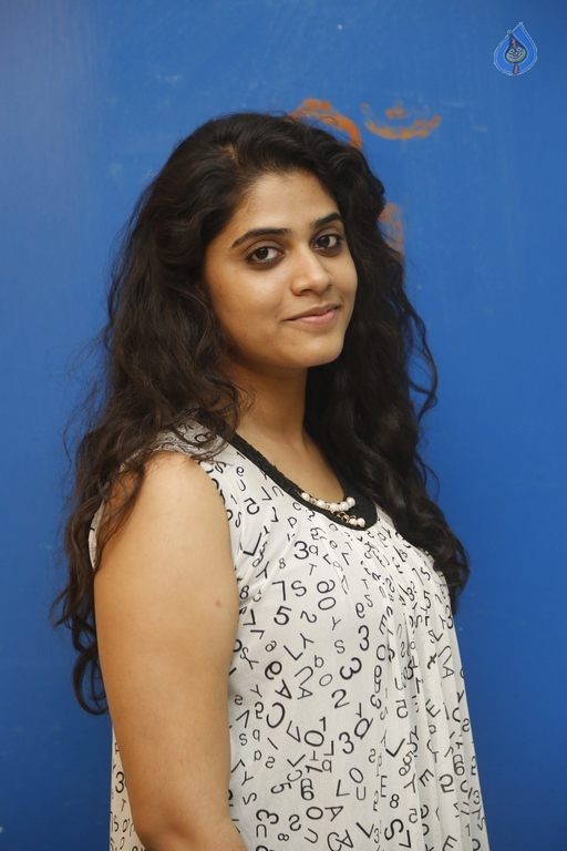 Samatha New Photos - 16 / 33 photos