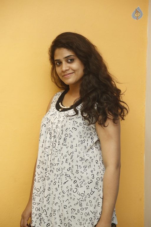 Samatha New Photos - 25 / 33 photos