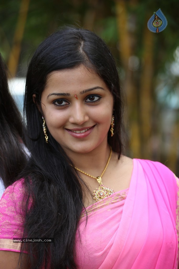 Samskruthi New Stills - 25 / 28 photos