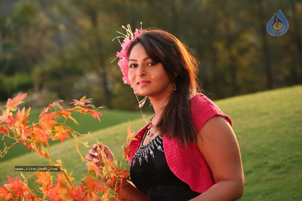 Samvritha Sunil Stills - 60 / 89 photos