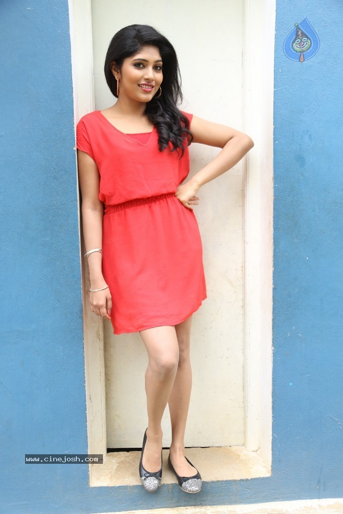 Samyuktha New Photos - 63 / 98 photos