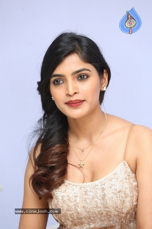 Sanchita Shetty Photos - 14 / 23 photos