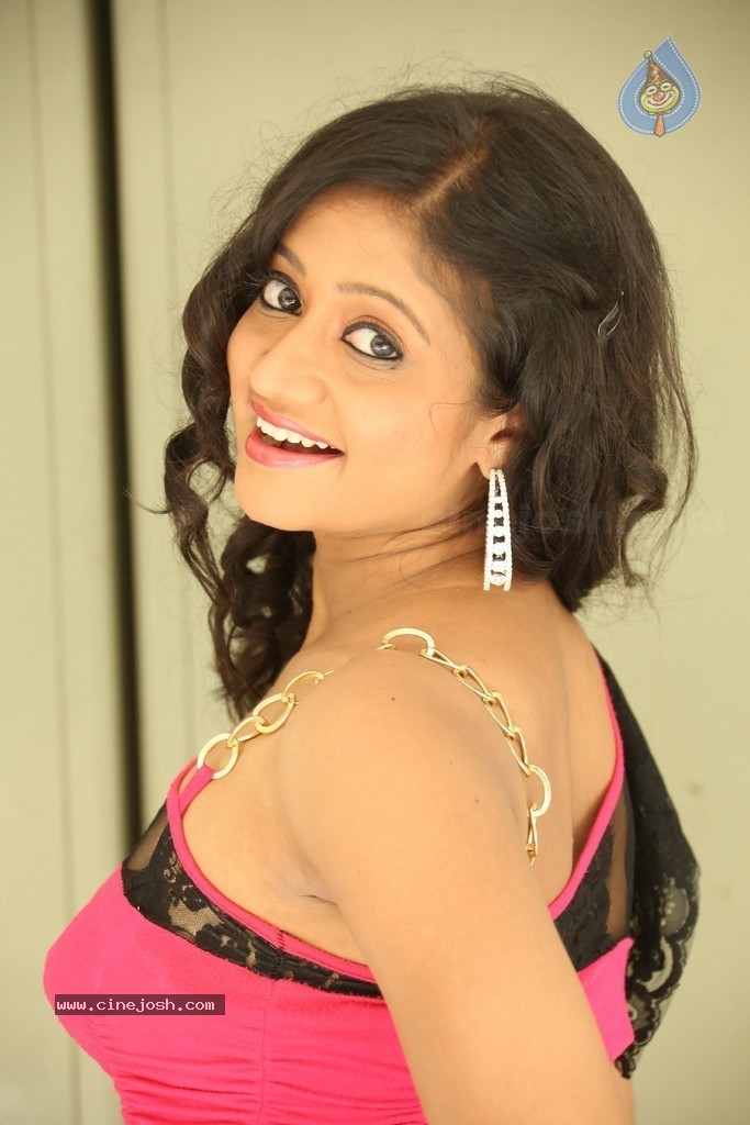 Sandeepthi Latest Gallery - 133 / 141 photos