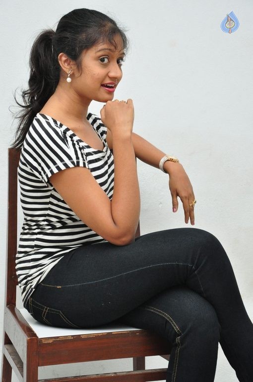 Sandeepthi Latest Pics - 17 / 39 photos