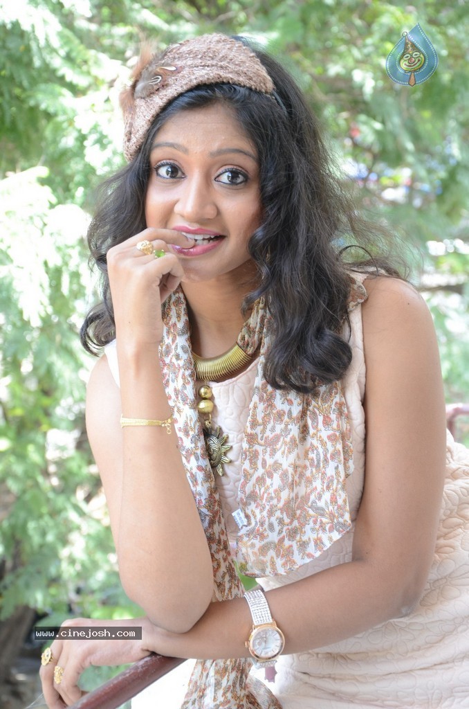 Sandeepthi Latest Stills - 40 / 66 photos