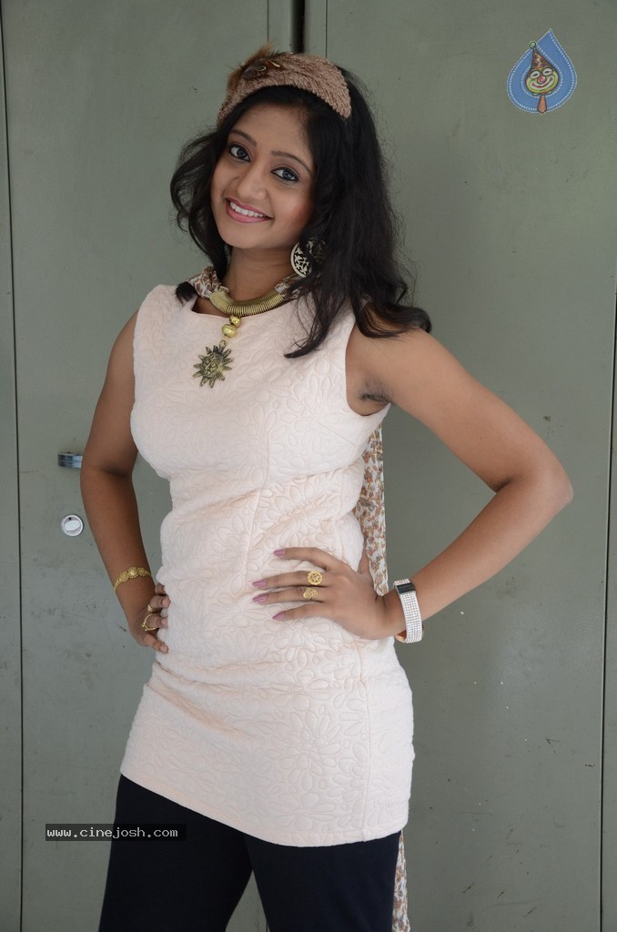 Sandeepthi Latest Stills - 44 / 66 photos