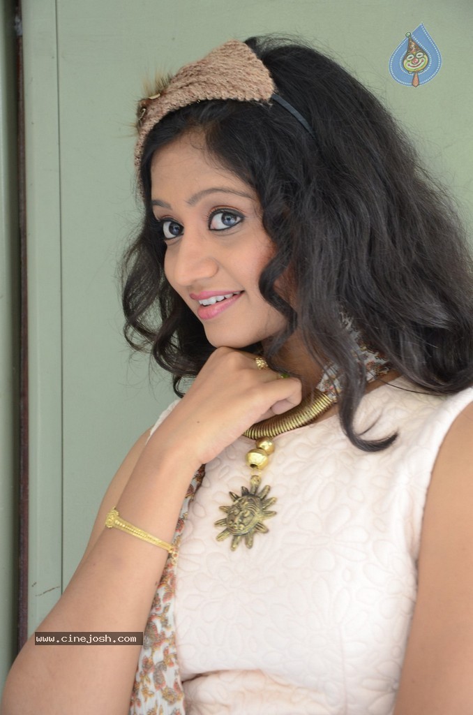 Sandeepthi Latest Stills - 54 / 66 photos