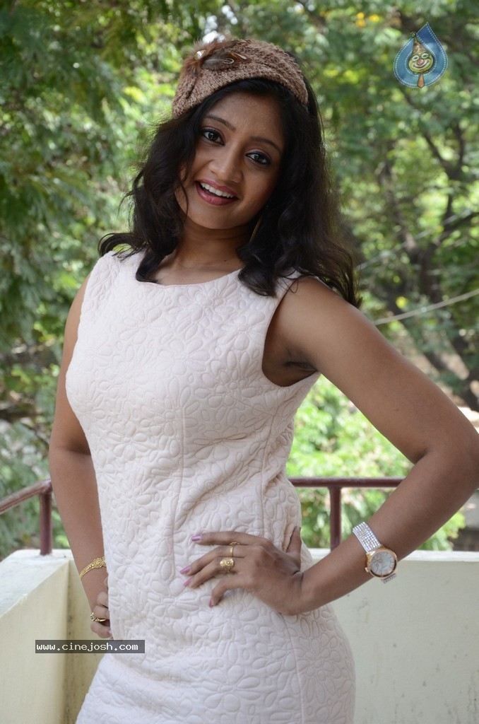 Sandeepthi Latest Stills - 57 / 66 photos