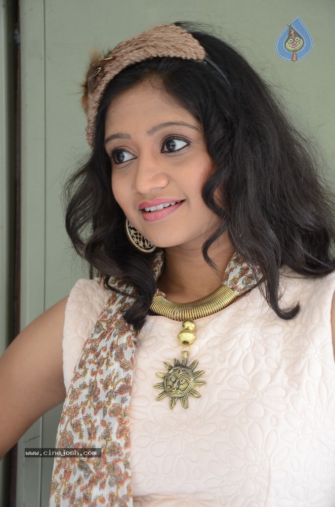 Sandeepthi Latest Stills - 58 / 66 photos