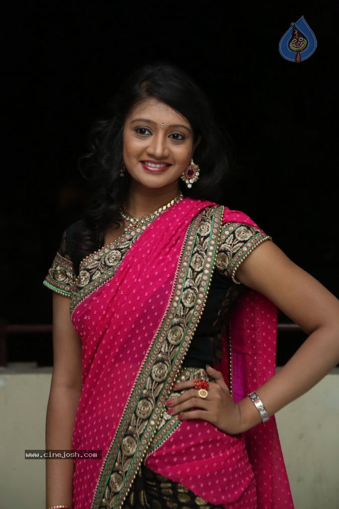 Sandeepthi Latest Stills - 18 / 72 photos