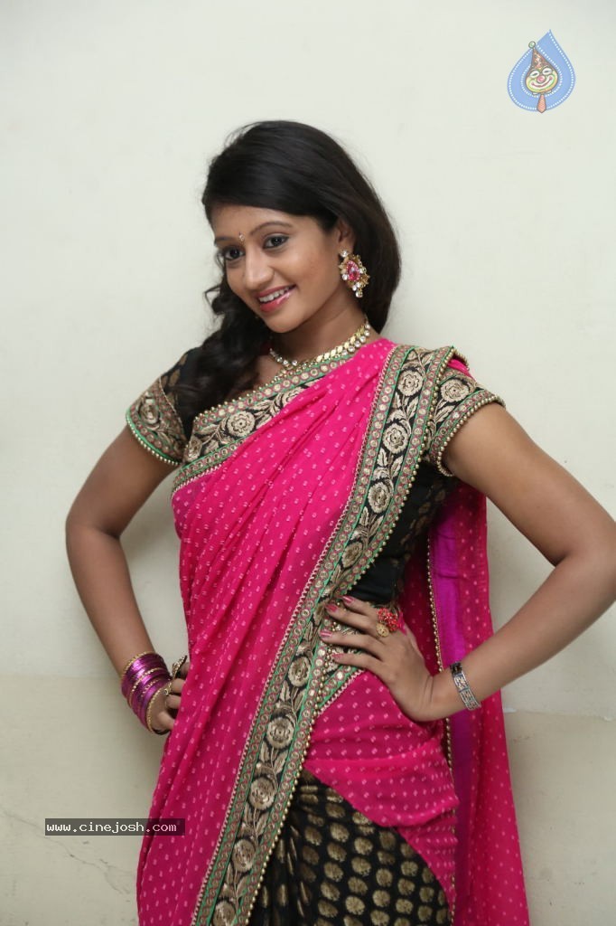 Sandeepthi Latest Stills - 38 / 72 photos