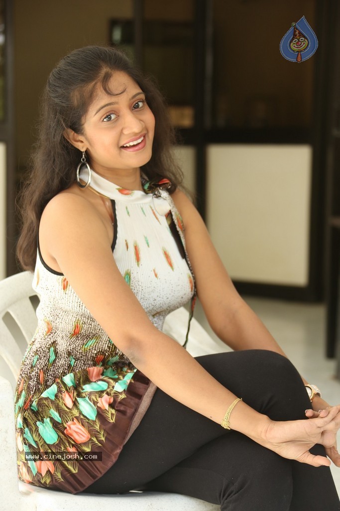 Sandeepthi Latest Stills - 49 / 107 photos